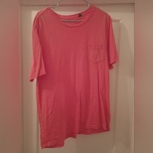 Men's pink pocket tee
